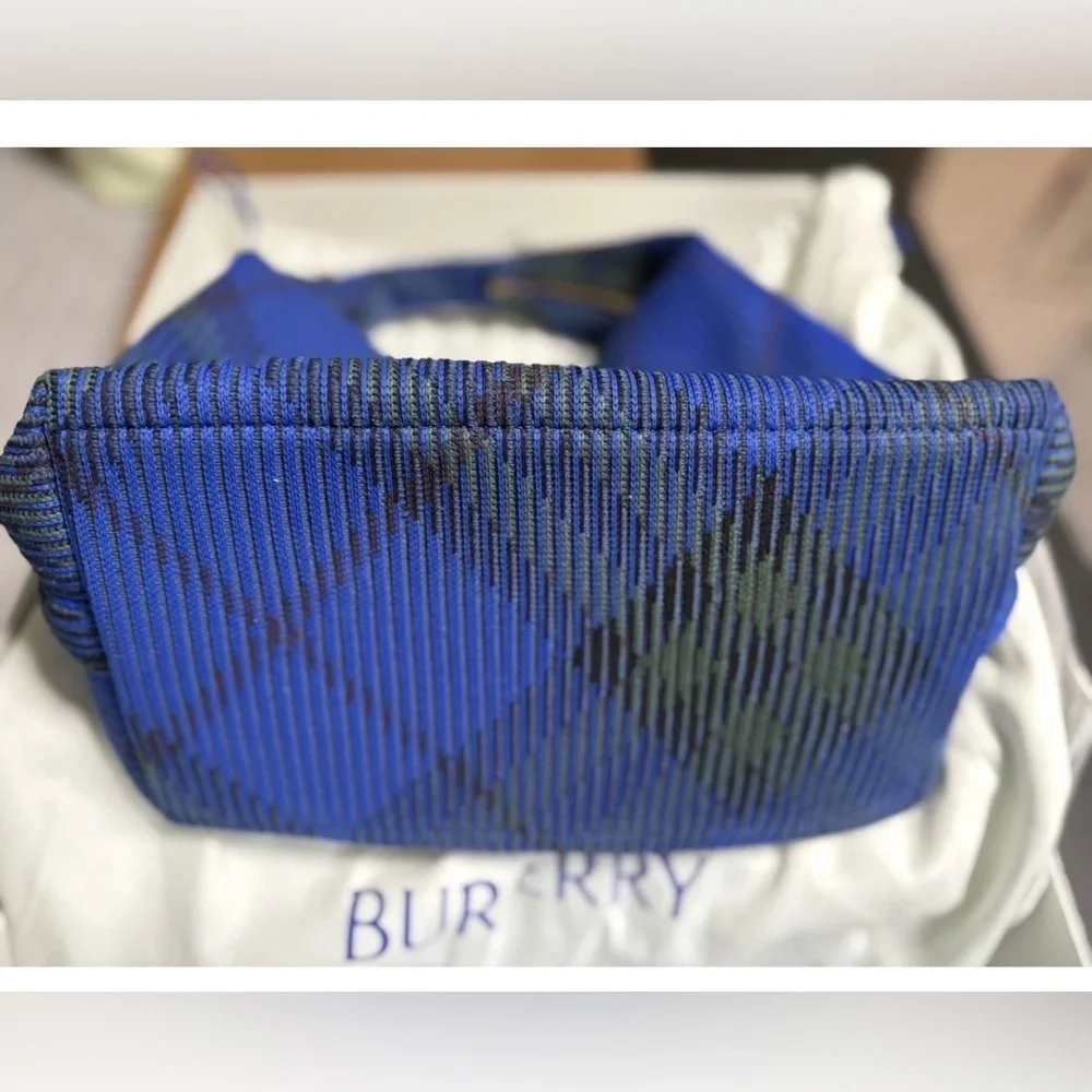 Burberry Medium Duffle Bag Handbag Knit knight color authentic luxe blue gold